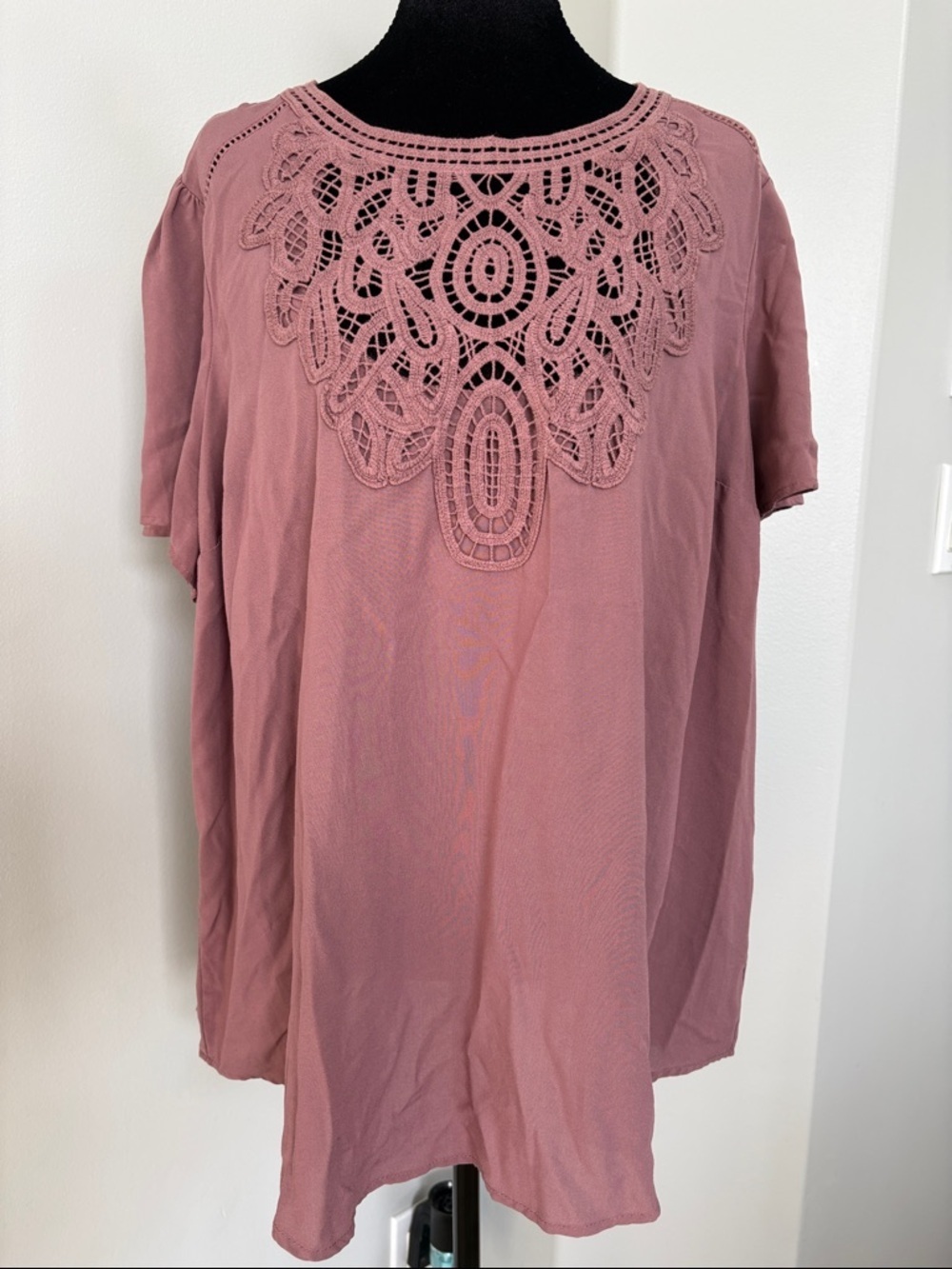 torrid Dusty Rose Crochet Yoke Tunic